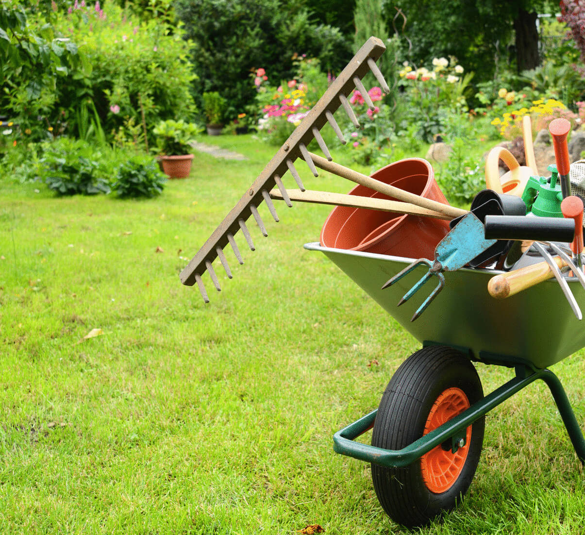 8 маленьких хитростей от опытных дачников