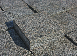 Насколько важно выбирать гранитные плиты мощения Насколько важно выбирать гранитные плиты мощения
