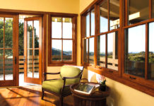 Обновление оконной фурнитуры для долговечного использования Как выбрать деревянные окна?