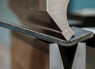 Гибка листового металла — что стоит знать? Гибка листового металла - что стоит знать?