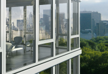 Выбор окон с тройным остеклением для вашего коттеджа Преимущества и недостатки остекления алюминиевыми окнами