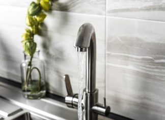 Встроенный сифон: как выбрать и установить правильно