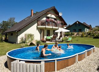 Как выбрать бассейн для дачи?