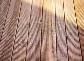 Потрясающие террасы: руководство по выбору террасной доски