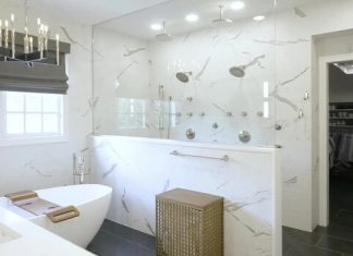 Как выбрать между плиткой и наливным полом для ванной комнаты