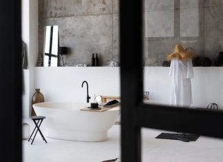 Правильный выбор ассиметричной ванны для вашего интерьера