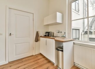 Секреты выбора недорогой, но качественной паркетной доски