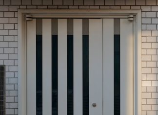 Преимущества дверей с повышенной прочностью