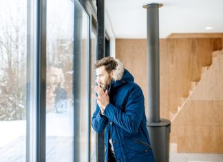 Преимущества дверей с теплоизоляционным слоем для комфортного жилья