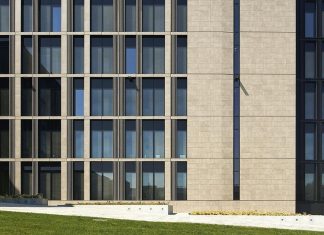 Особенности установки НВФ на старые здания: укрепление и адаптация