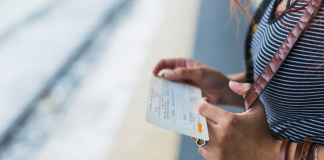 Билеты на самолёт: как выбрать лучшее предложение для комфортного перелёта