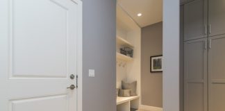 Энергоэффективность дверей: секреты сохранения тепла в доме