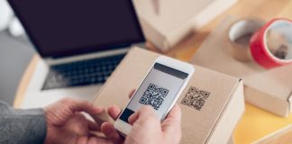 QR-коды на одежде и обуви: уход, стирка, история бренда